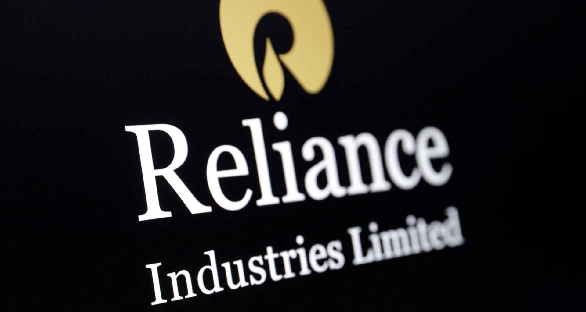 India's Reliance stops importing Russian crude oil for refinery operations