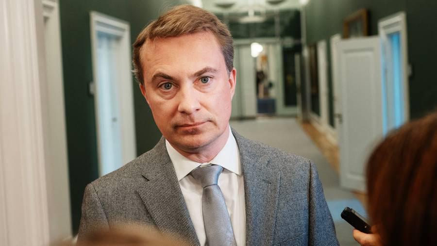 Messerschmidt om falske citater: Det var ChatGPT - Det var AI-værktøjet ChatGPT og ansatte i partiet, der var skyld i de mange opdigtede citater i Dansk Folkepartis kronik i Jyllands-Posten, lyder det fra Morten Messerschmidt