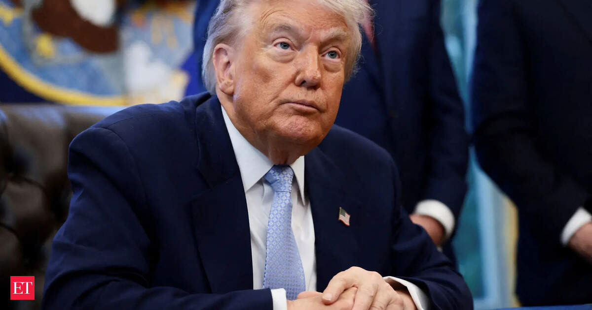 Trump administration prepares tariff fallback before court ruling