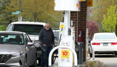 Consumer Sentiment, An Important Indicator Of The Economy, Falls More