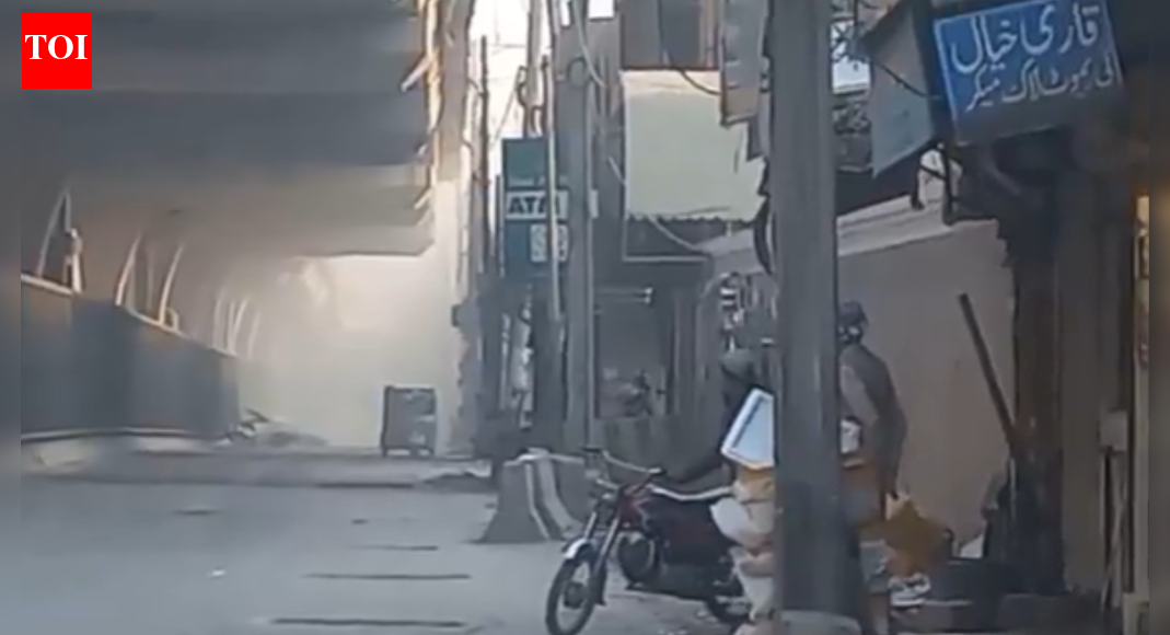 'FC HQs under attack': Gunmen target paramilitary facility in Pakistan's Peshawar; explosions heard