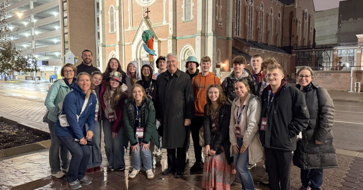 Detroit-area young people inspired after dialogue with Pope Leo in Indianapolis- Detroit Catholic