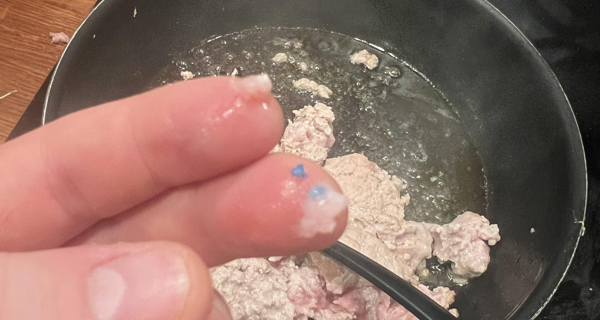 Orolig för mikroplast? Hello fresh skickar nu mera macroplast i sin mat.