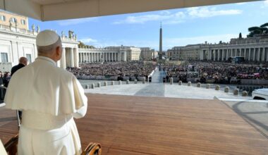 Pope asks for prayers ahead of visit to Türkiye and Lebanon