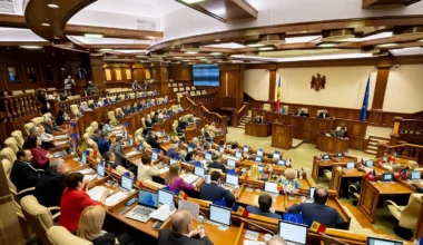Moldova closes "Russian House": parliament to denounce agreement with Russia on cultural centers