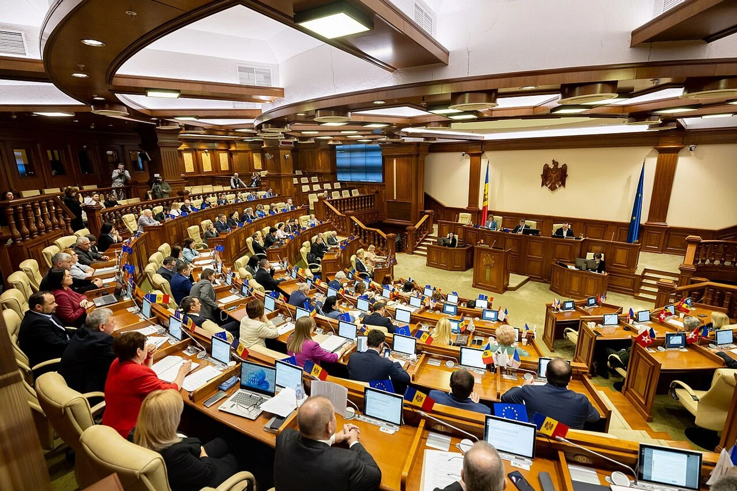 Moldova closes "Russian House": parliament to denounce agreement with Russia on cultural centers