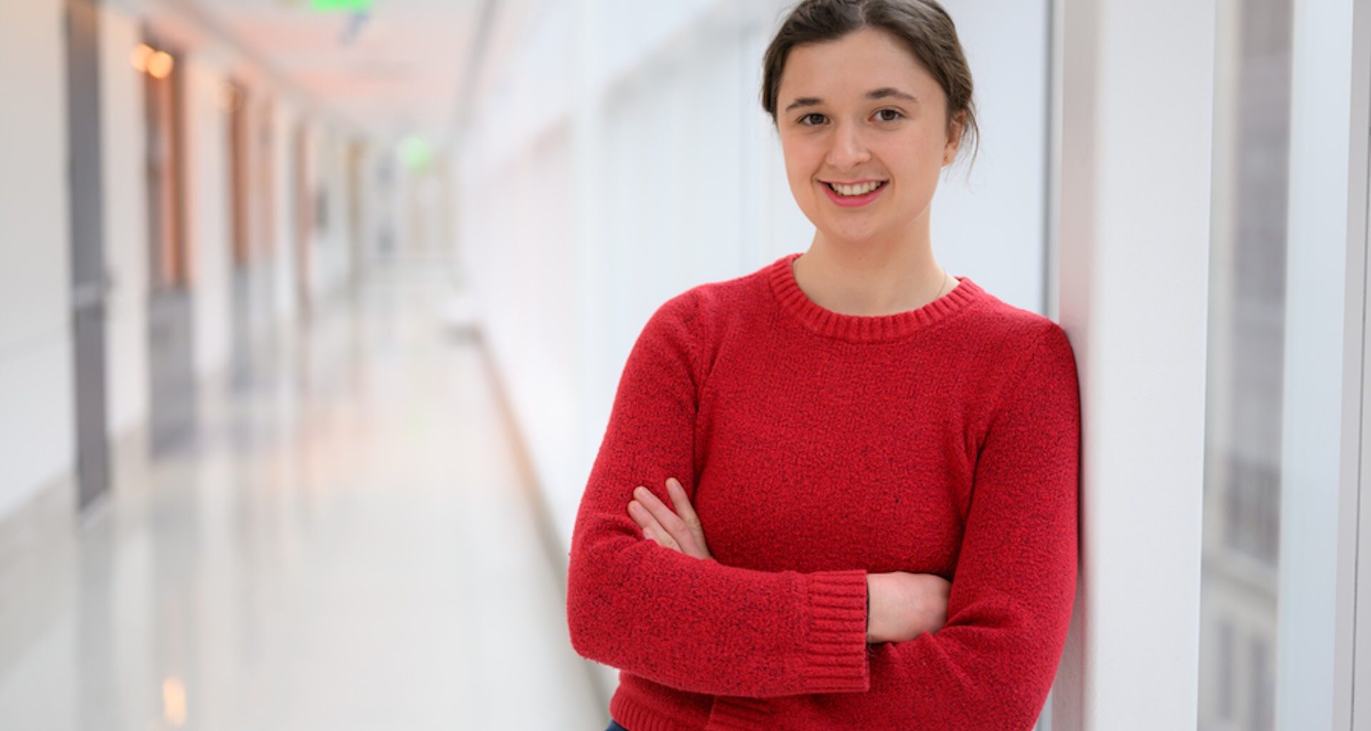 An MIT doctoral candidate is developing neuromorphic computing — technology that emulates the human brain — to make AI more energy-efficient.