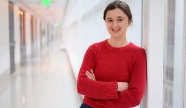 An MIT doctoral candidate is developing neuromorphic computing — technology that emulates the human brain — to make AI more energy-efficient.