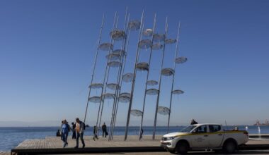 Οι διάσημες 18 «Ομπρέλες» επιστρέφουν στη Νέα Παραλία