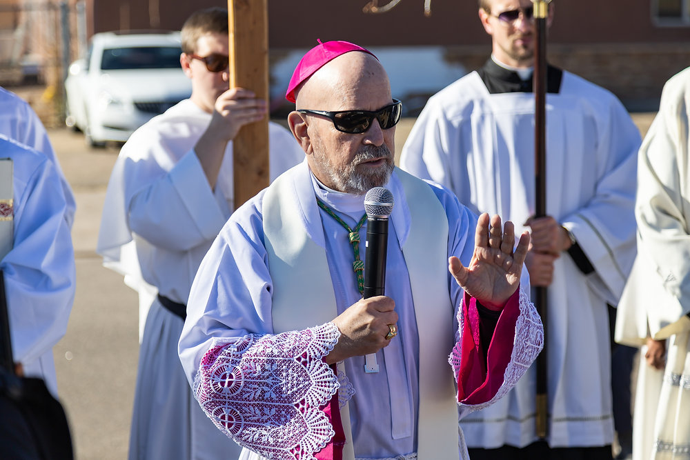 Archbishop Aquila Slams Both Parties Over Immigration Failures Outside ICE Facility in Aurora