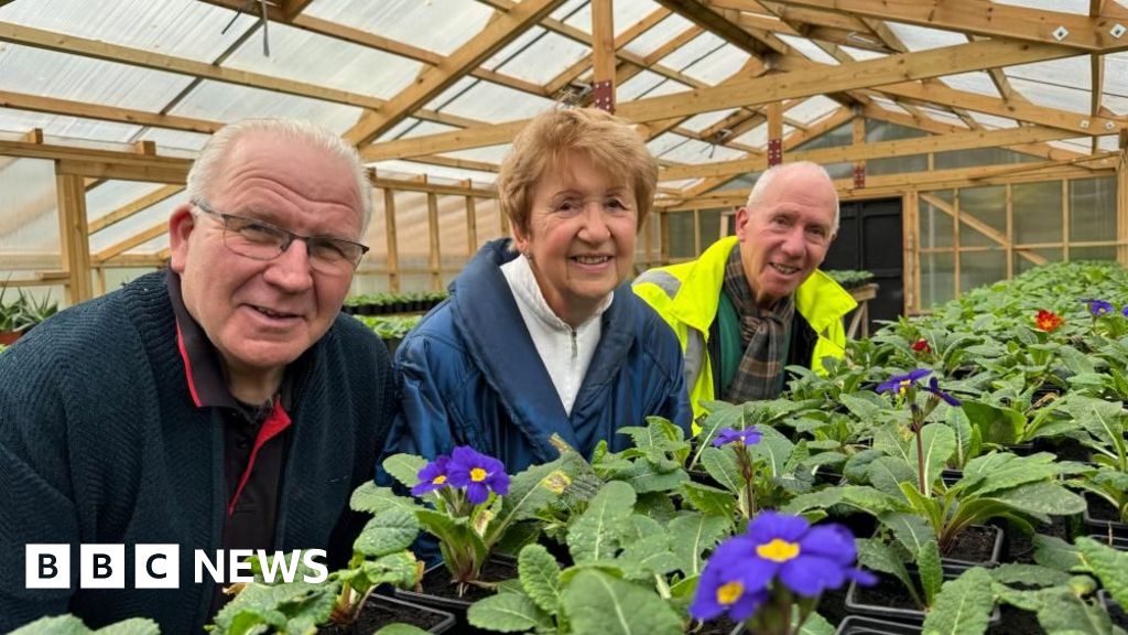 Norfolk village scoops third success in Britain in Bloom contest