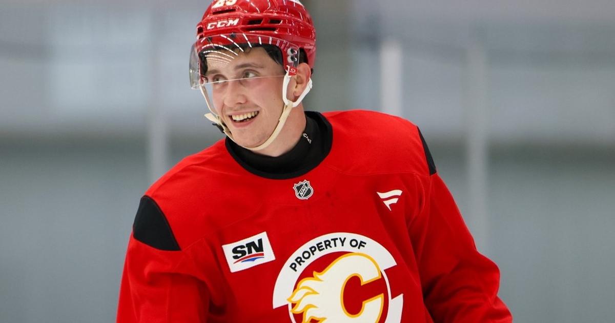 Zlé správy z NHL. Honzek sa nedokázal vyhnúť zrážke so spoluhráčom, bude chýbať dlhší čas