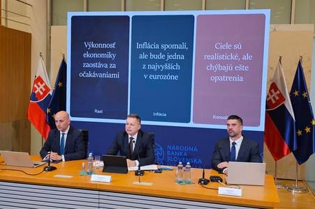 30,000 jobs at risk as Slovakia faces bleak economic outlook