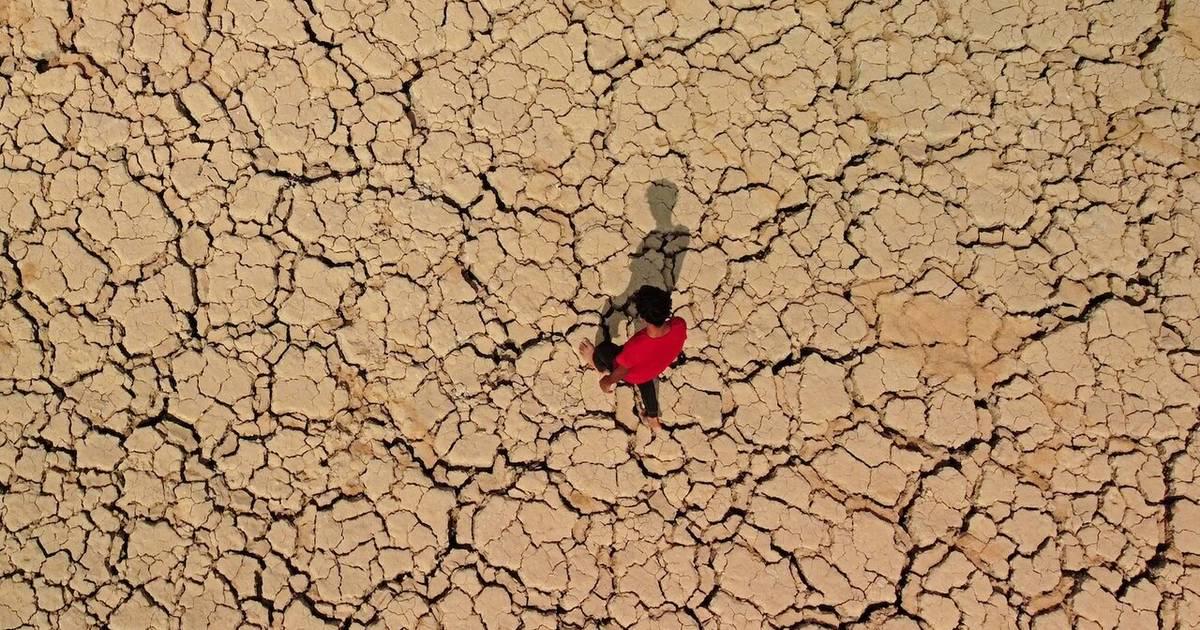 Iran says 67% of dams empty as autumn rains fail, capital braces for rationing