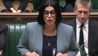 Mahmood to ban migrants without citizenship from claiming benefits in latest asylum crackdown