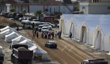 UK to Begin Sending Some Migrants Back to France Under New Agreement