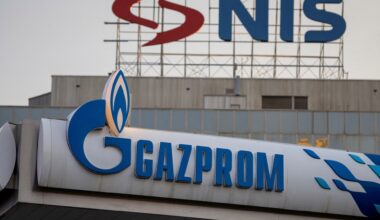 Russians agree to quit Serbian oil company as US sanctions bite | Russia-Ukraine war News