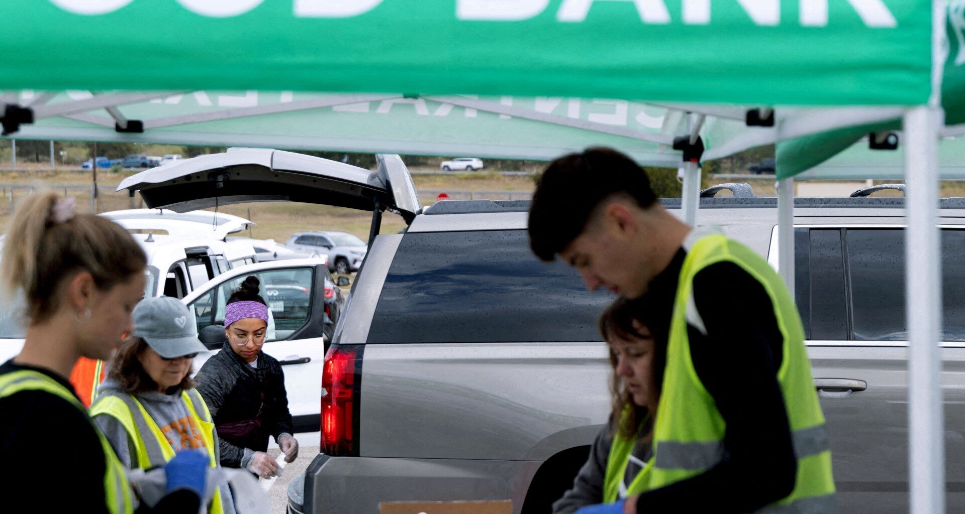 The government shutdown has escalated the US war on the poor | Poverty and Development