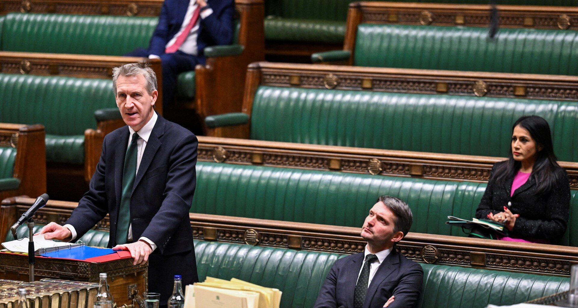 Britain’s MI5 warns lawmakers over Chinese spies posing as ‘headhunters’ | Politics News