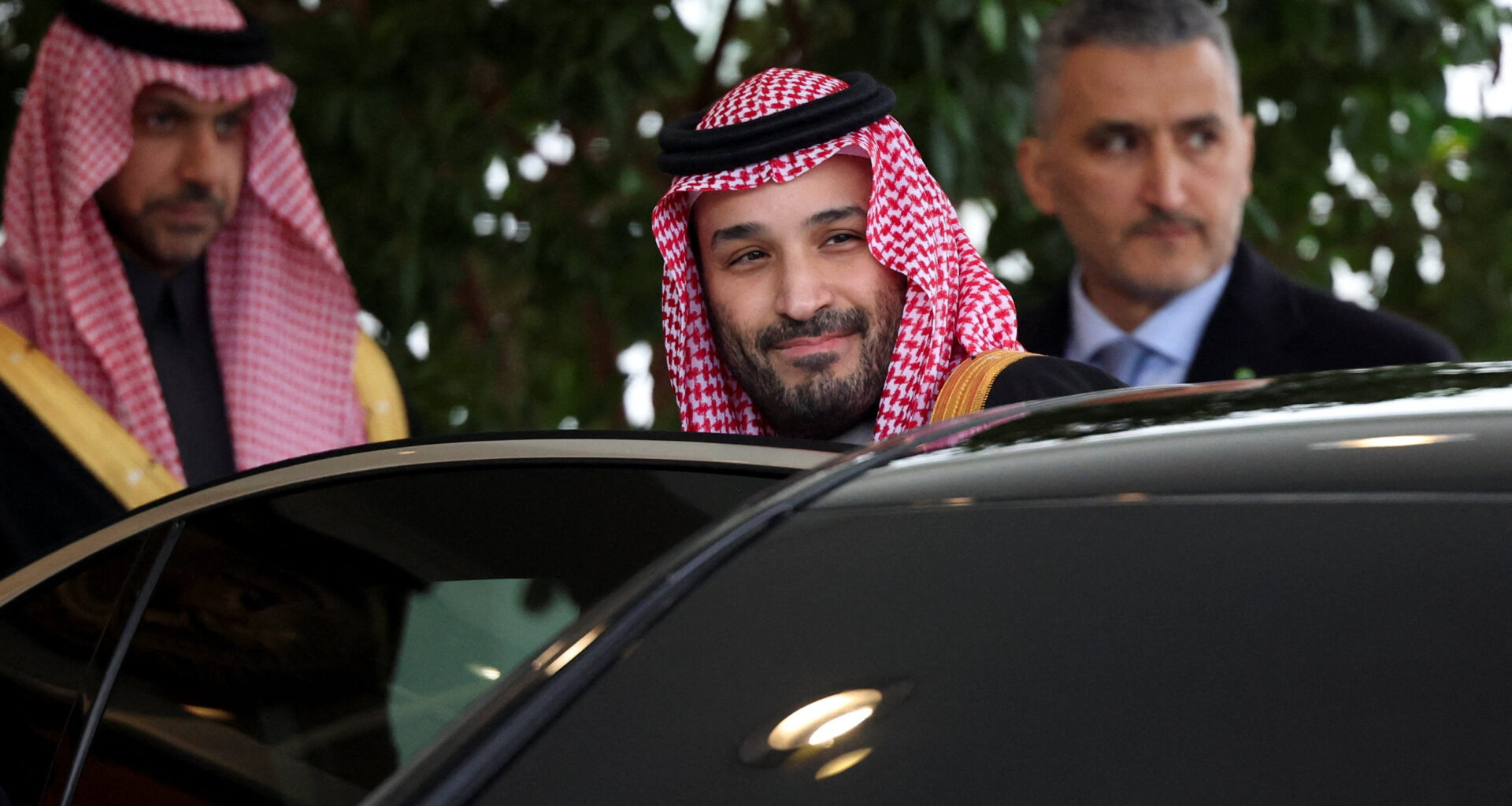 cover Trump says visiting Saudi crown prince knew nothing about Khashoggi killing