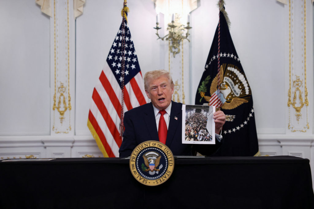 WATCH: Trump says National Guard soldier has died after shooting, blames Biden administration