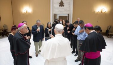 Pope Calls Treatment of Migrants in U.S. 'Extremely Disrespectful'