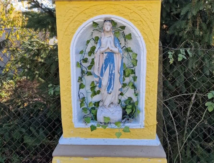 Figurka Matki Boskiej Ciesznowskiej odzyskana - Aktualności