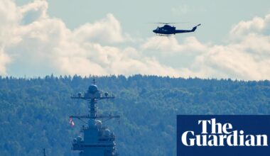 UK pauses intelligence-sharing with US on suspected drug vessels in Caribbean | Military