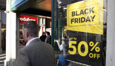 Britons set to spend £4bn more this Black Friday despite scam fears