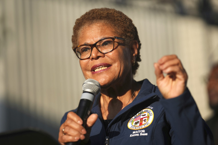 Immigration Raids Los Angeles la mayor karen bass