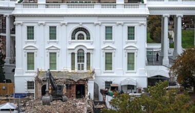 National Mall trust avoids most lawmaker questions about White House ballroom project