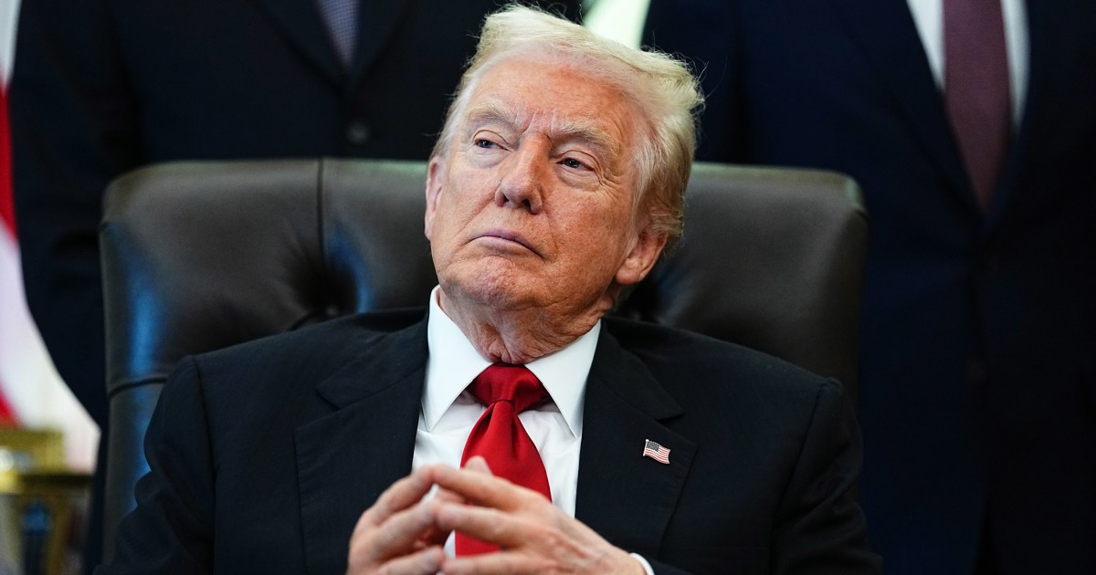 Trump urges DOJ to look into political figures' ties to Epstein as victims ask Congress to release files