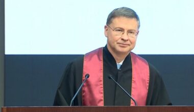 Валдис Домбровскис: Пътят на България към еврото е белязан от стабилен напредък