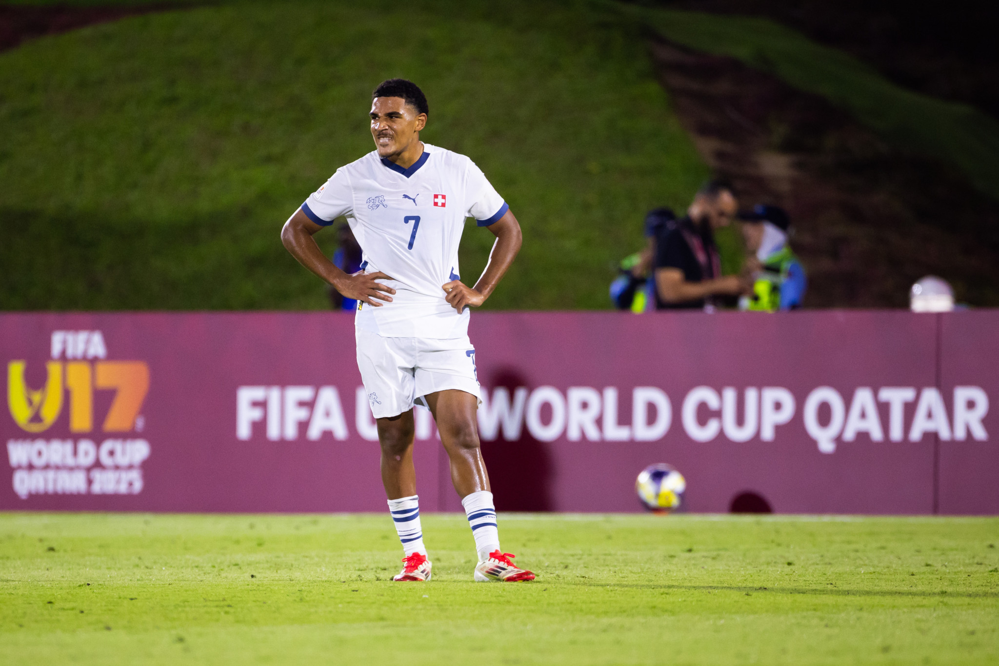 Giacomo Koloto von der Schweiz beim FIFA U17 Weltcup Qatar 2025 auf dem Spielfeld in Doha. Giacomo Koloto von der Schweiz beim FIFA U17 Weltcup Qatar 2025 auf dem Spielfeld in Doha.