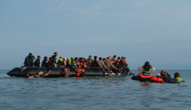 Why is Glasgow having to house refugees from elsewhere in Britain?