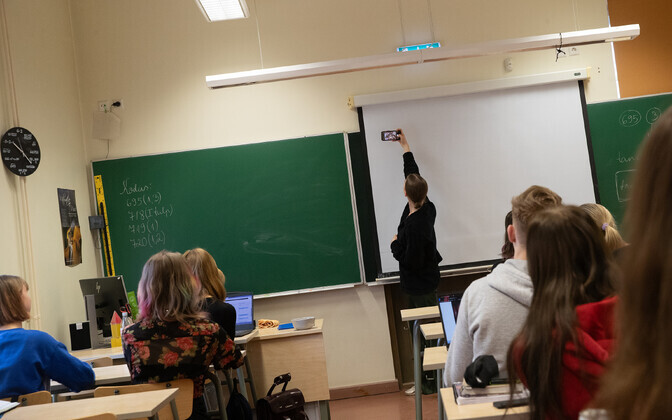 Principals caught off guard by earlier start to Estonia's new school-age rule | News