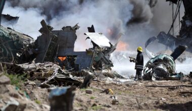 Tragedija: Med Evropo in Azijo je strmoglavilo letalo