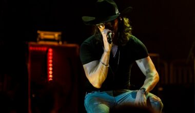 Rising country music star reveals major religious moment at Hershey concert