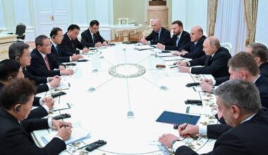 Chinese premier says determination to develop mutually beneficial cooperation with Russia consistent