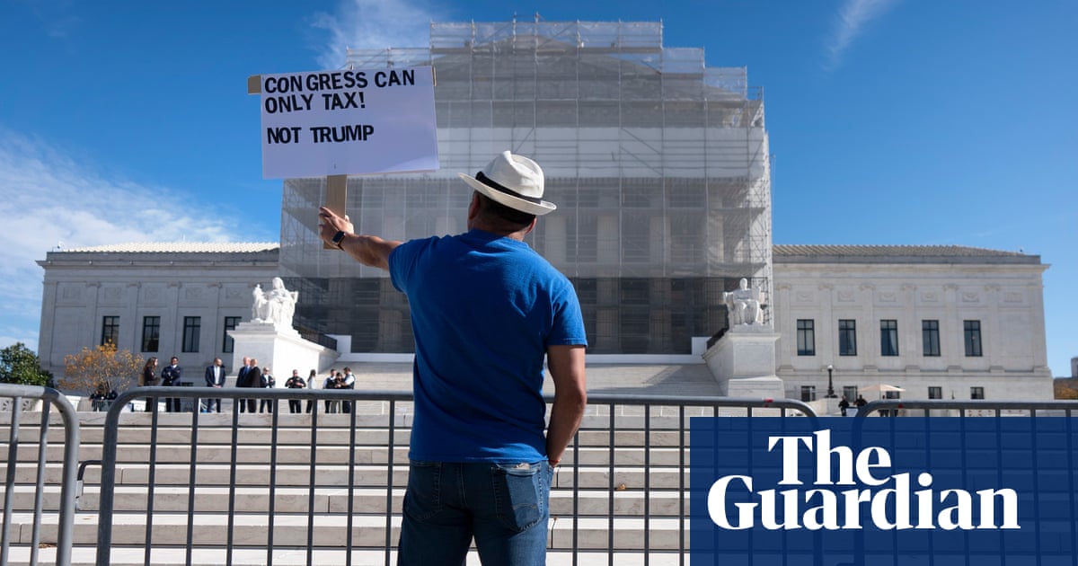 Trump news at a glance: supreme court examines president’s global tariffs | Trump administration