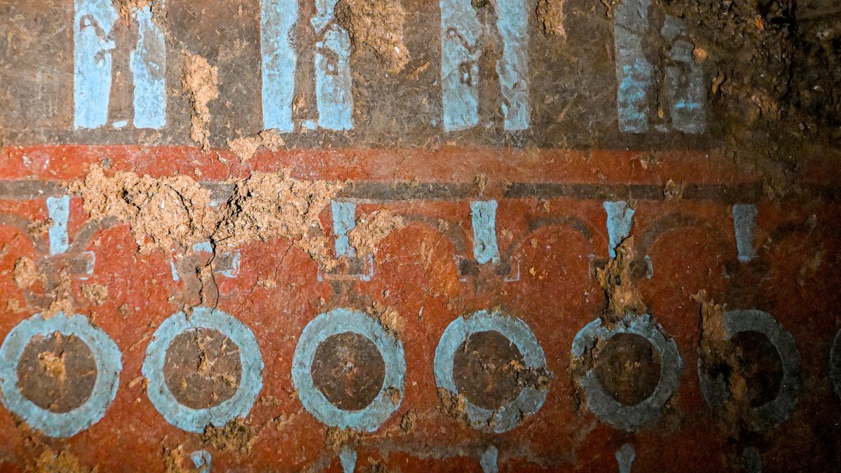 Türkiye protects rare 3,000-year-old Urartian wall paintings in Van