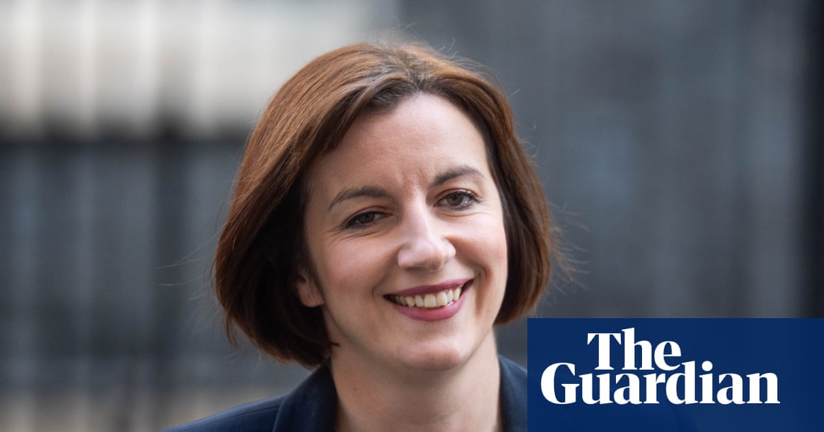 All schools in England to be given AI-generated pupil attendance targets | School attendance and absence