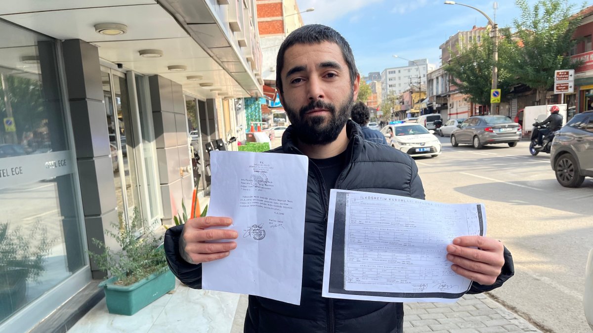 Man lives 35 years in Türkiye without official proof of existence