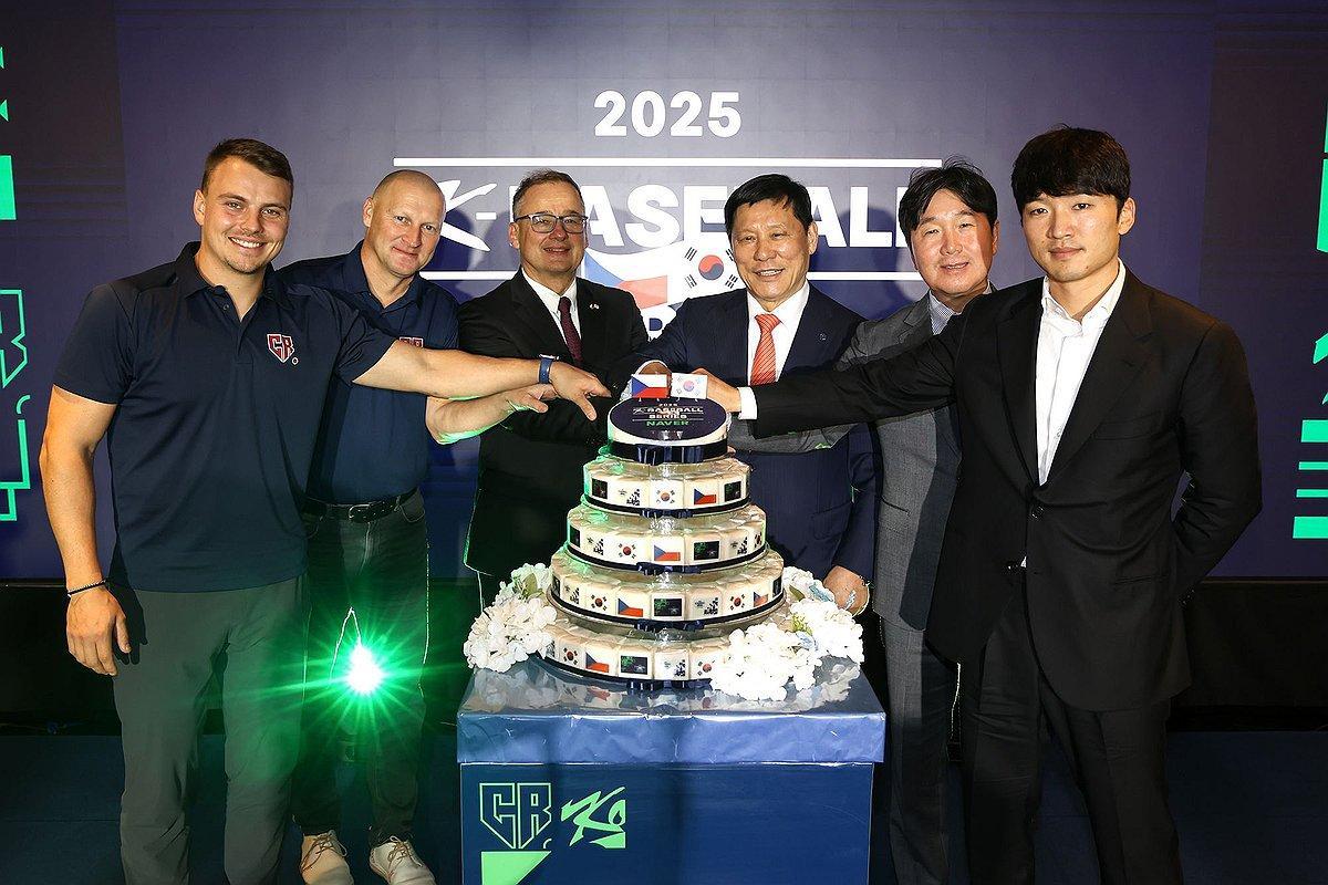 Czech baseball manager hoping to make most of exhibition games vs. Korea