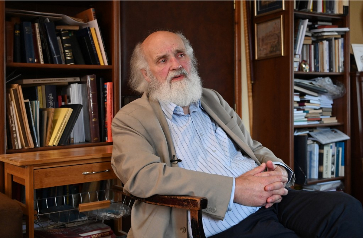 Orban Critic Faces Prison Ahead of Decisive Hungarian Election