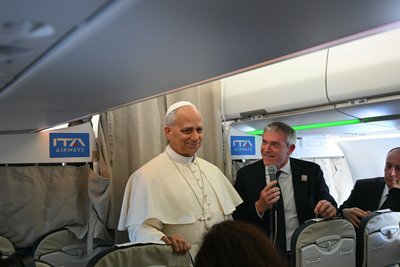 Į pirmąją kelionę po užsienį išvykęs popiežius nusileido Libane