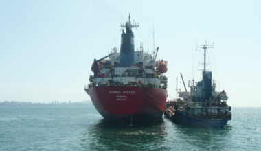 Reefer with shady connections to occupied Crimea is zigzagging outside Norway's Arctic coast