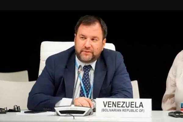 Venezuela lauds Iran's support for its national sovereignty