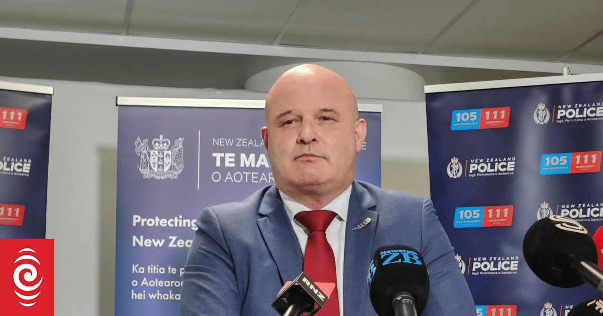 Gang president arrested in Auckland Airport drug sting