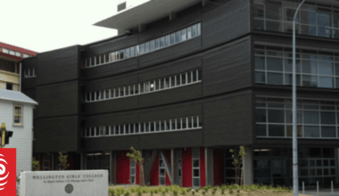 Wellington Girls' College ignoring ministry advice by telling some students to stay home after measles cases